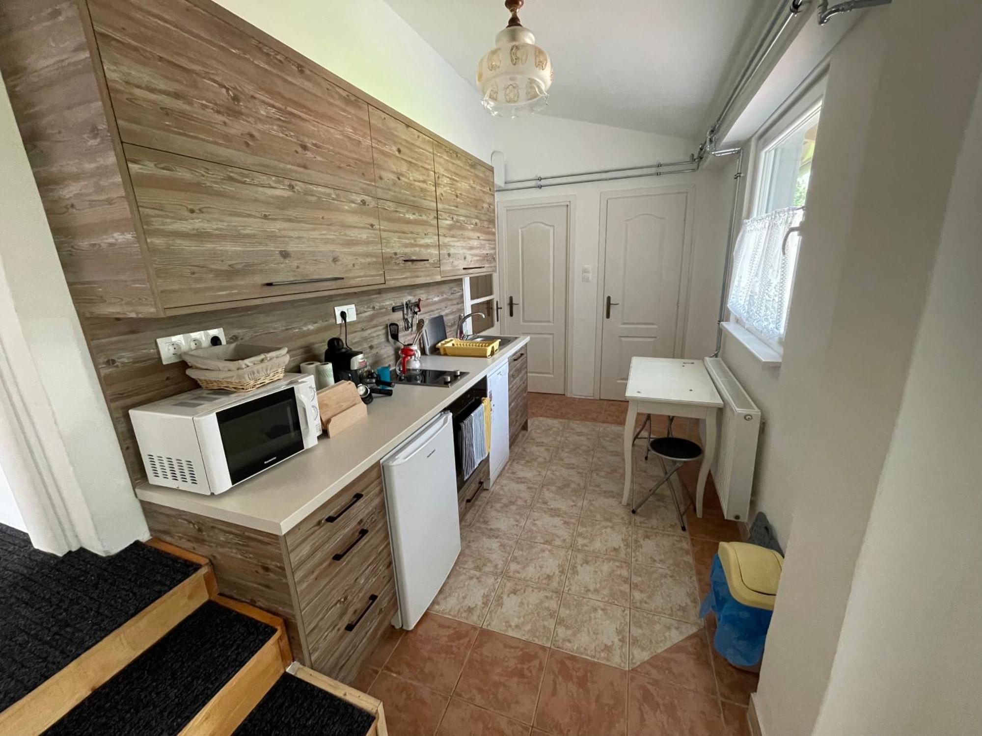 Hidlab Apartman Kimle Exterior photo